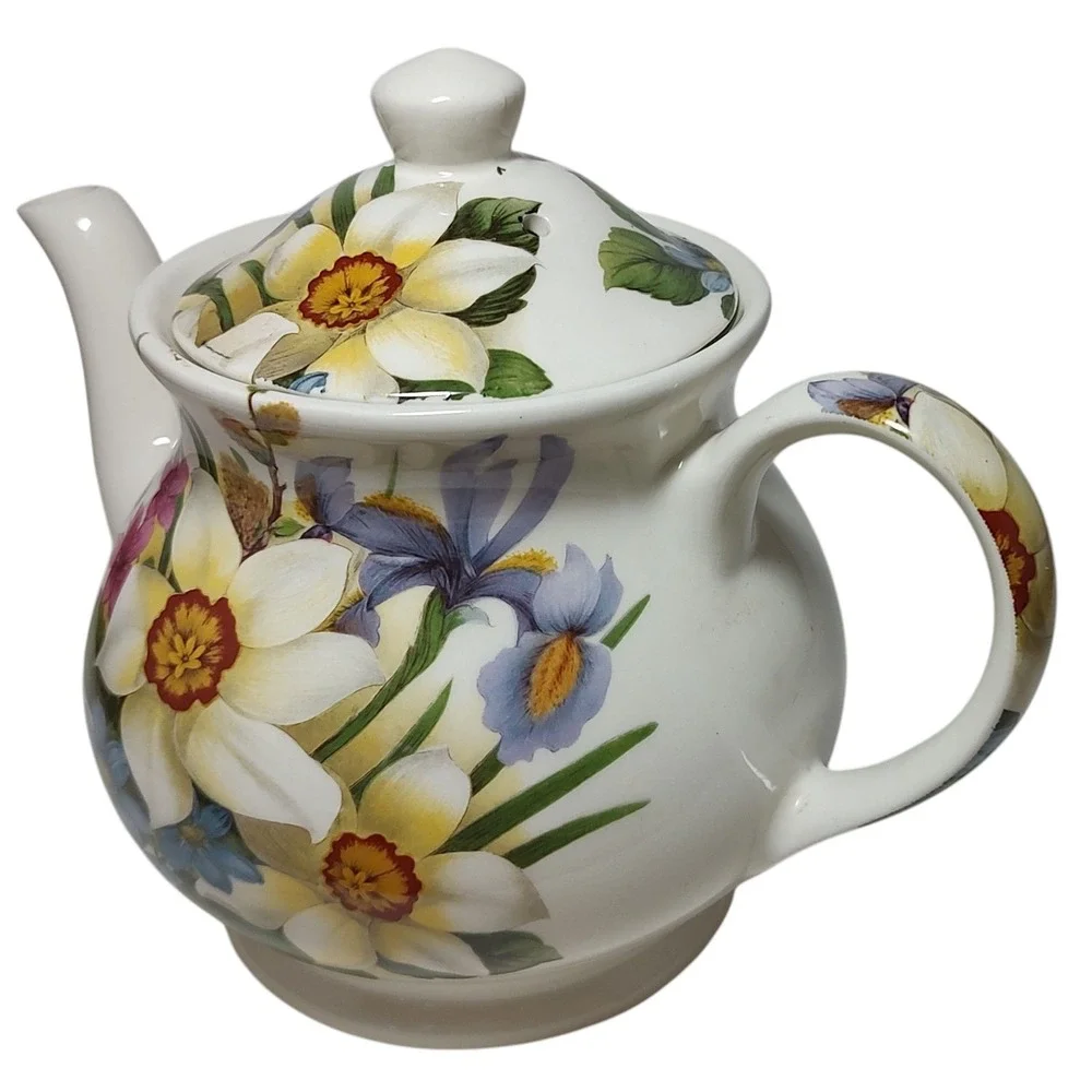 Sadler Windsor Floral Teapot Lidded Iris Daffodils Spring Flowers England 6.5 In